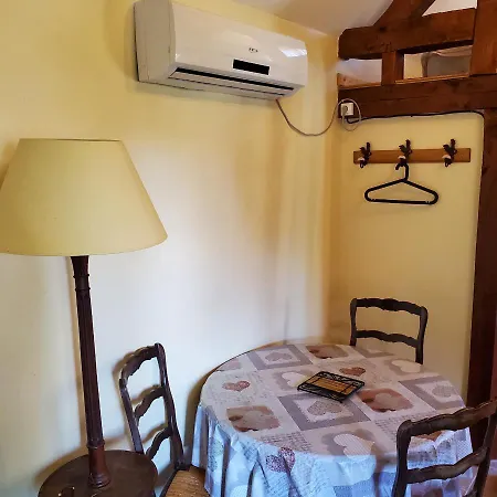 Hébergement de vacances Domaine La Carrière *